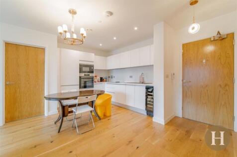 Hadleigh Estate Agents-11.jpg