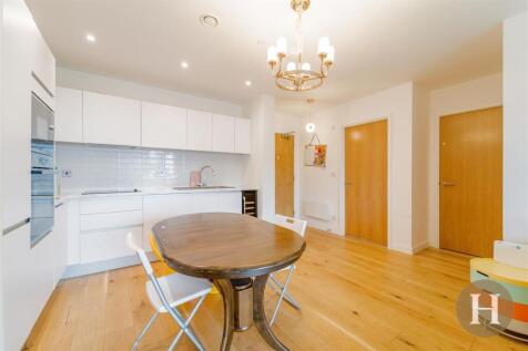 Hadleigh Estate Agents-12.jpg