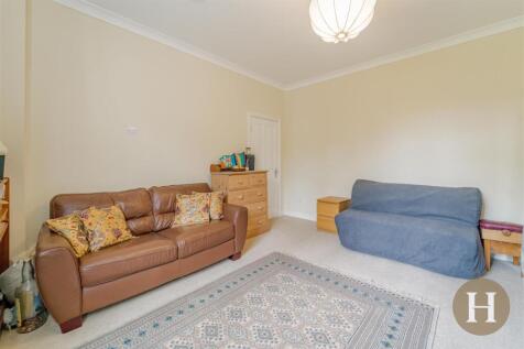Hadleigh Estate Agents-22.jpg