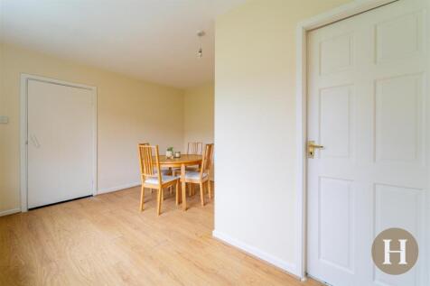 Hadleigh Estate Agents-23.jpg
