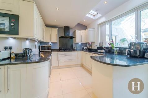 Hadleigh Estate Agents-11.jpg