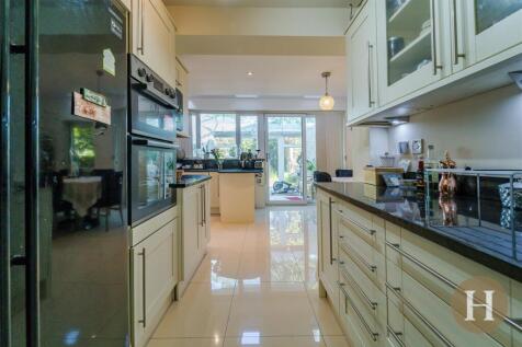 Hadleigh Estate Agents-12.jpg