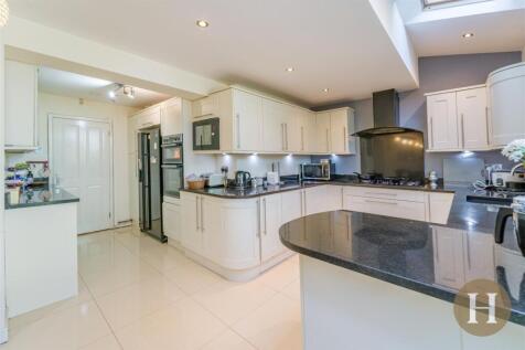 Hadleigh Estate Agents-16.jpg