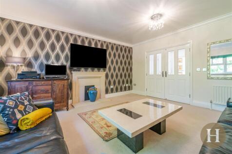 Lounge/ Bedroom 4