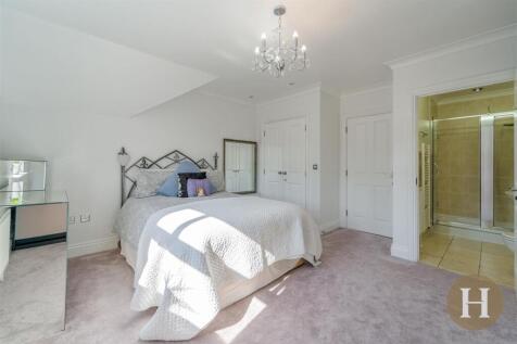 Hadleigh Estate Agents-25.jpg