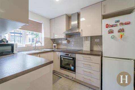 Hadleigh Estate Agents-1.jpg