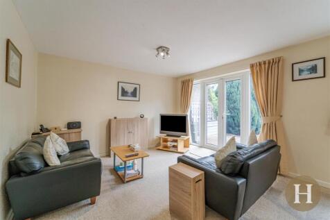 Hadleigh Estate Agents-7.jpg