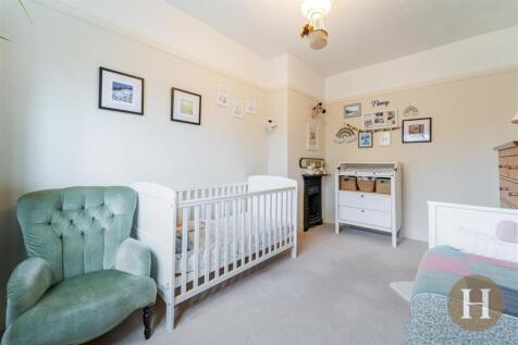 Hadleigh Estate Agents-26.jpg