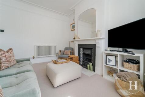 Hadleigh Estate Agents-4.jpg