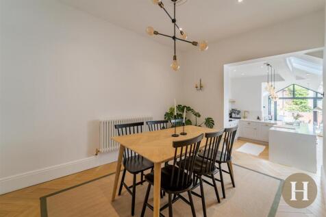 Hadleigh Estate Agents-11.jpg