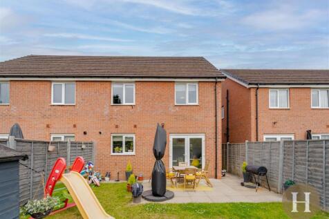 Hadleigh Estate Agents-31.jpg