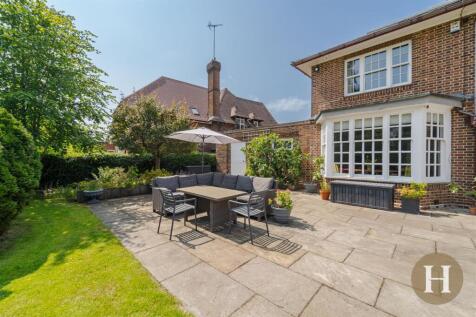 Hadleigh Estate Agents-65.jpg