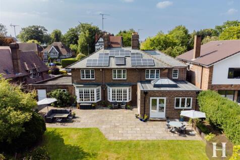 Hadleigh Estate Agents-106.jpg