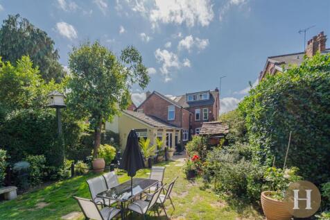 Hadleigh Estate Agents-55.jpg