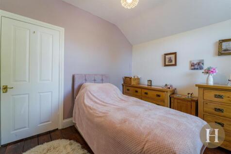 Hadleigh Estate Agents-34.jpg