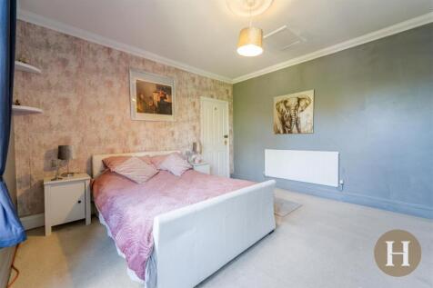 Hadleigh Estate Agents-27.jpg