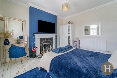 Hadleigh Estate Agents-20.jpg