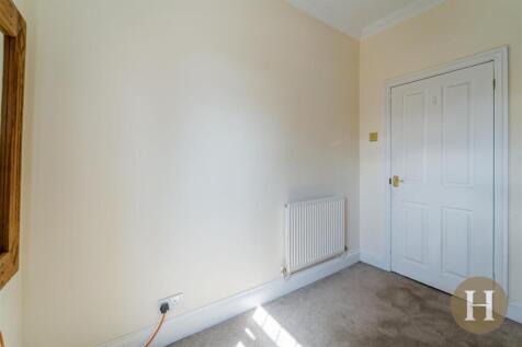 Hadleigh Estate Agents-24.jpg