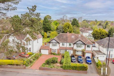 Hadleigh Estate Agents-43.jpg