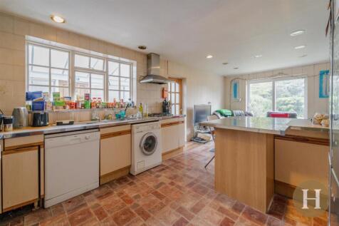 Hadleigh Estate Agents-11.jpg