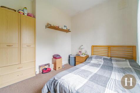 Hadleigh Estate Agents-33.jpg