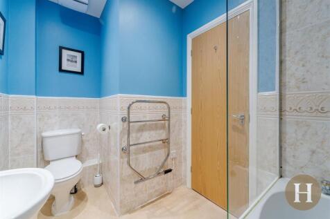 Hadleigh Estate Agents-8.jpg