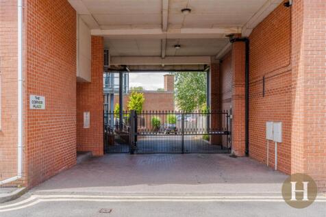 Hadleigh Estate Agents-31.jpg