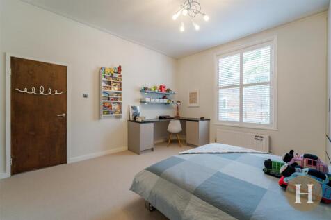 Hadleigh Estate Agents-31.jpg
