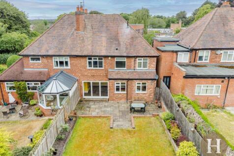 Hadleigh Estate Agents-53.jpg