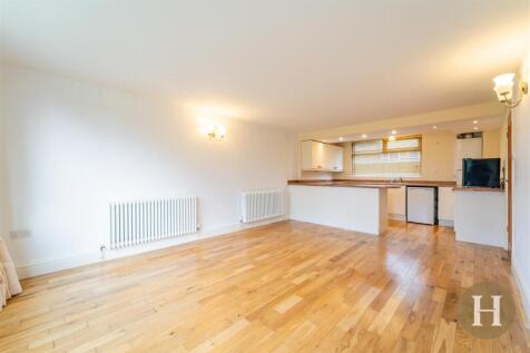 Hadleigh Estate Agents-5.jpg