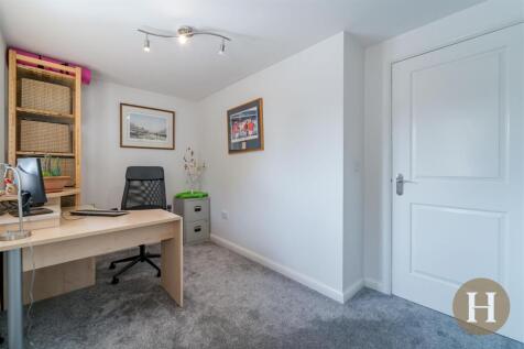 Hadleigh Estate Agents-11.jpg