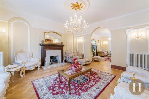 Hadleigh Estate Agents-7.jpg