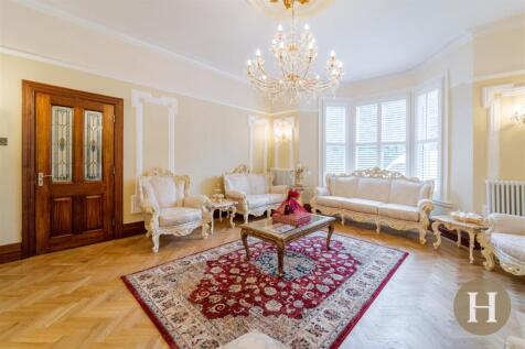 Hadleigh Estate Agents-11.jpg
