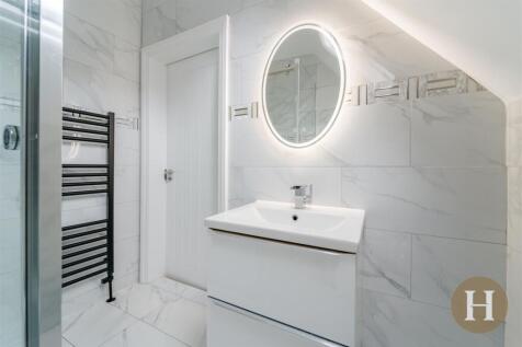 Hadleigh Estate Agents-87.jpg