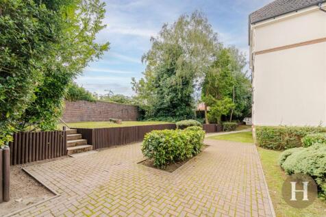 Hadleigh Estate Agents-27.jpg