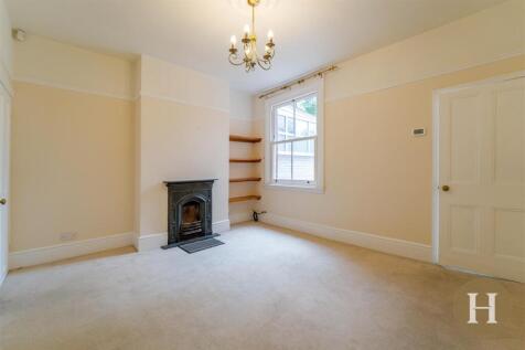 Hadleigh Estate Agents-23.jpg