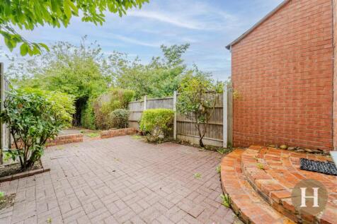 Hadleigh Estate Agents-30.jpg