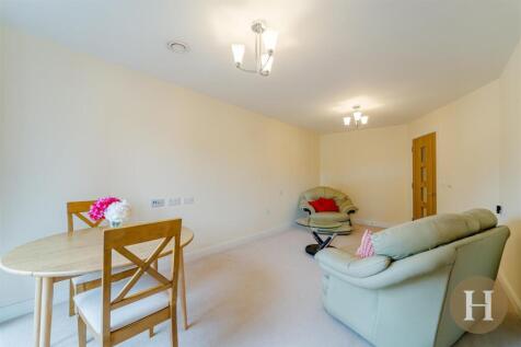 Hadleigh Estate Agents-16.jpg
