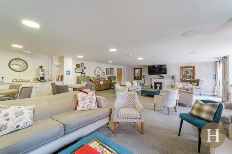 Hadleigh Estate Agents-28.jpg