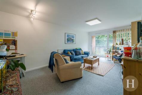 Hadleigh Estate Agents-7.jpg