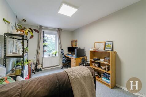Hadleigh Estate Agents-16.jpg