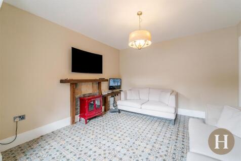 Hadleigh Estate Agents-3.jpg