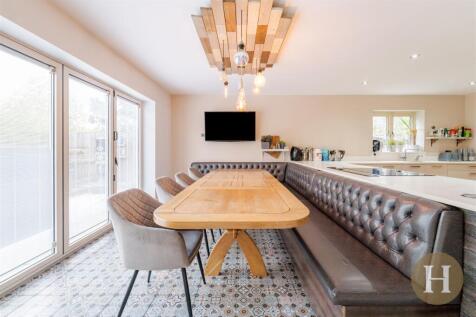 Hadleigh Estate Agents-15.jpg