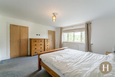 Hadleigh Estate Agents-39.jpg