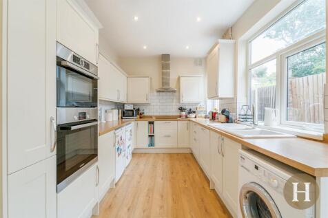 Hadleigh Estate Agents-12.jpg