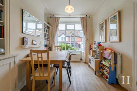 Hadleigh Estate Agents-5.jpg