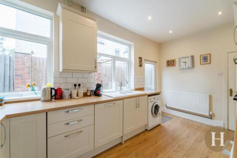 Hadleigh Estate Agents-13.jpg