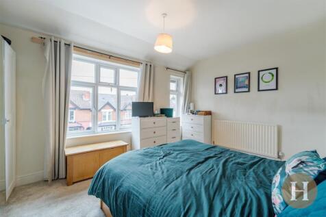 Hadleigh Estate Agents-30.jpg