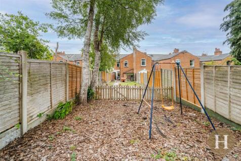 Hadleigh Estate Agents-36.jpg