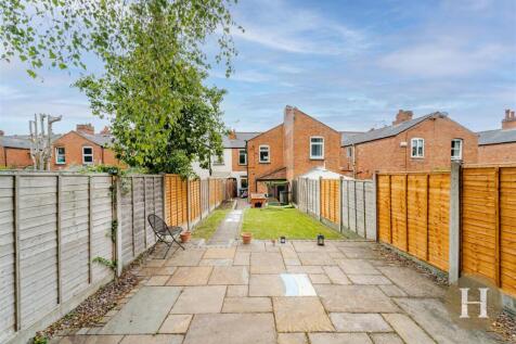 Hadleigh Estate Agents-37.jpg